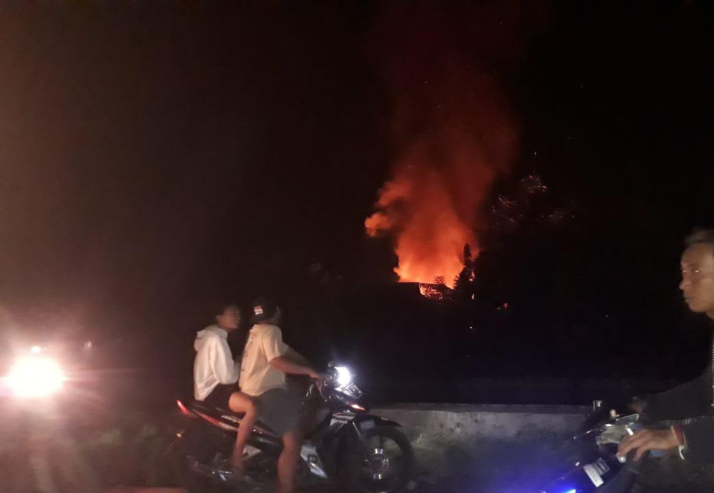 Rumah Kosong Di Desa Wanguk Terbakar Diduga Konsleting Listrik