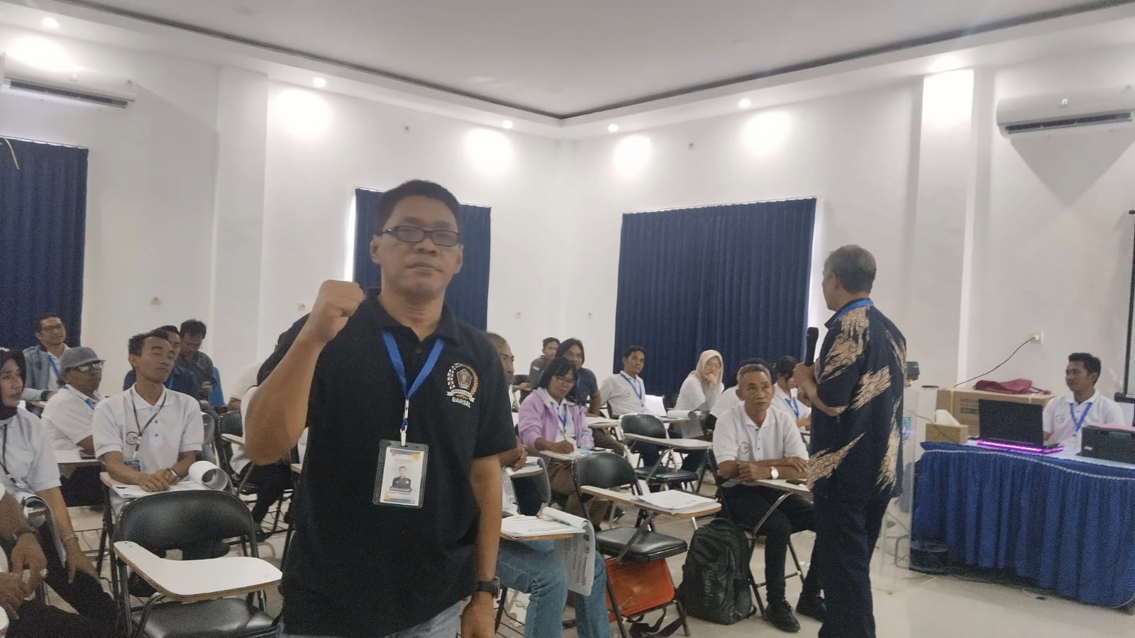 Foto Ketua DPC AWPI Barsel Ade Soebara Noor