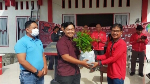 Penanaman Bibit Pohon Bagian Dari Program Kerja Pd Iwo Barsel